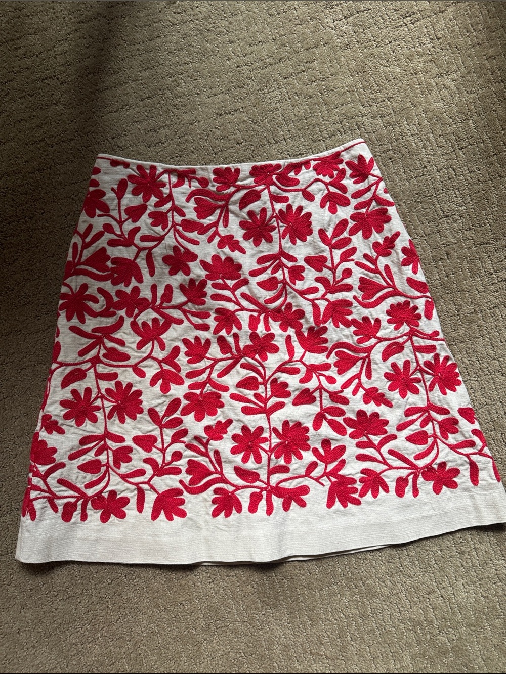 Boden White Skirt with Red Floral Embroidery